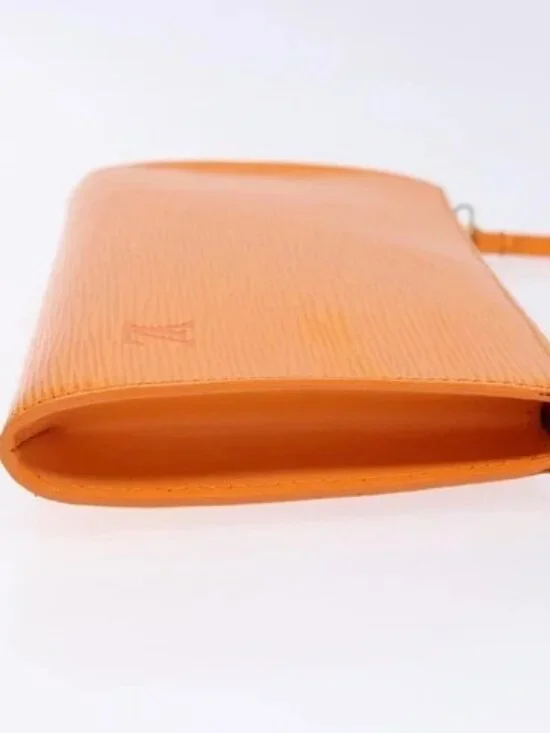 LOUIS VUITTON Epi Pochette Accessoires Pouch Orange Mandarin M5294H Auth 141495A - Picture 3 of 16